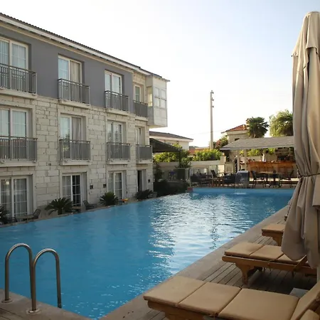 Alalucca Butik Hotel Alaçatı